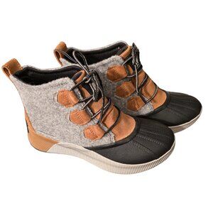Sorel Out N About IV Classic Women's Waterproof Boot - Size 6